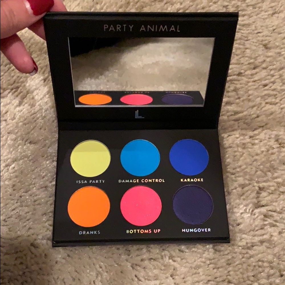 Laura lee eye shadow palette